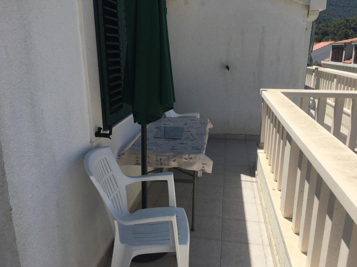 Apartmani Domenika Zuljana Ngoại thất bức ảnh