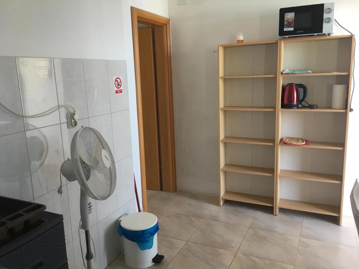 Apartmani Domenika Zuljana Ngoại thất bức ảnh
