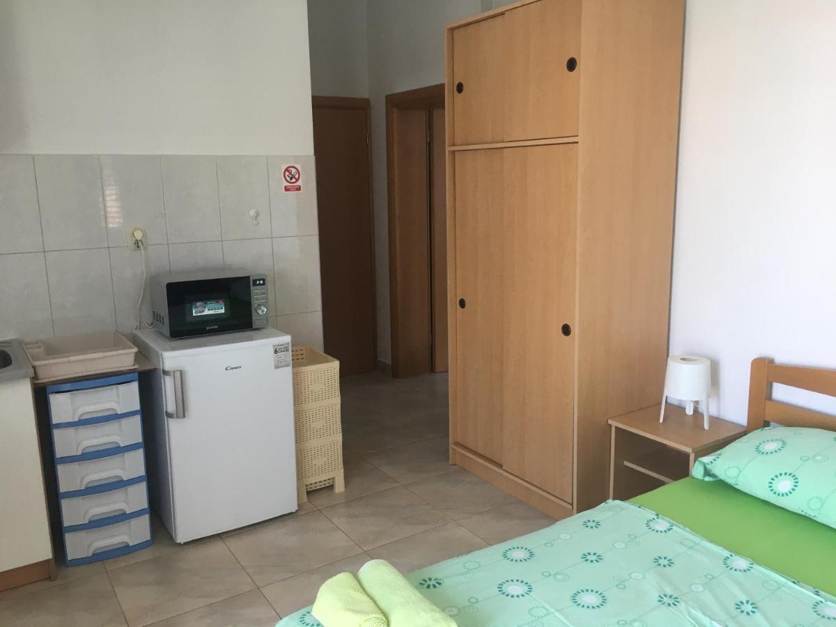 Apartmani Domenika Zuljana Ngoại thất bức ảnh